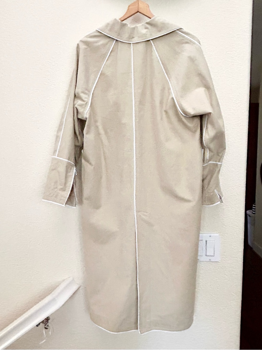 Zara Oversized Contrast Trench Coat Beige Piping Special Edition Sz XS Fits M/L - Picture 10 of 16